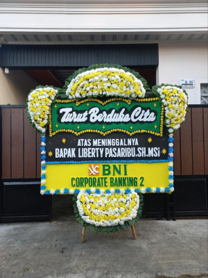 Papan Bunga Duka di Kentengsari