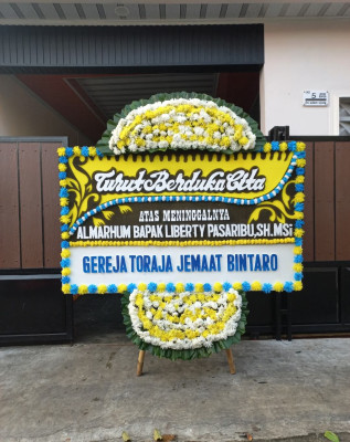 Papan Bunga Duka di Kentengsari