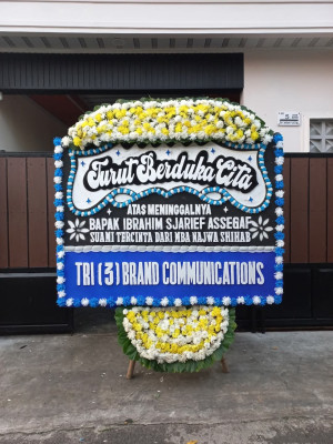 Papan Bunga Duka di Kentengsari